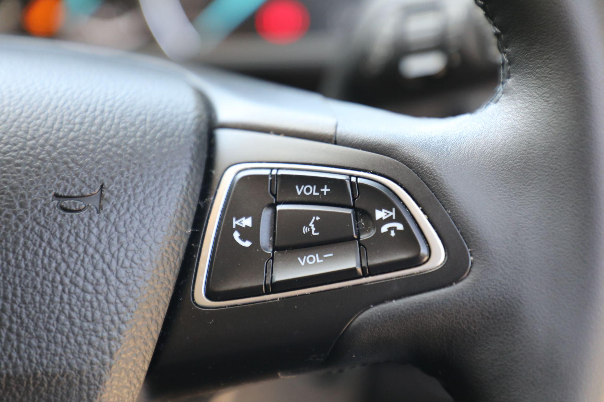 Large vehicle image